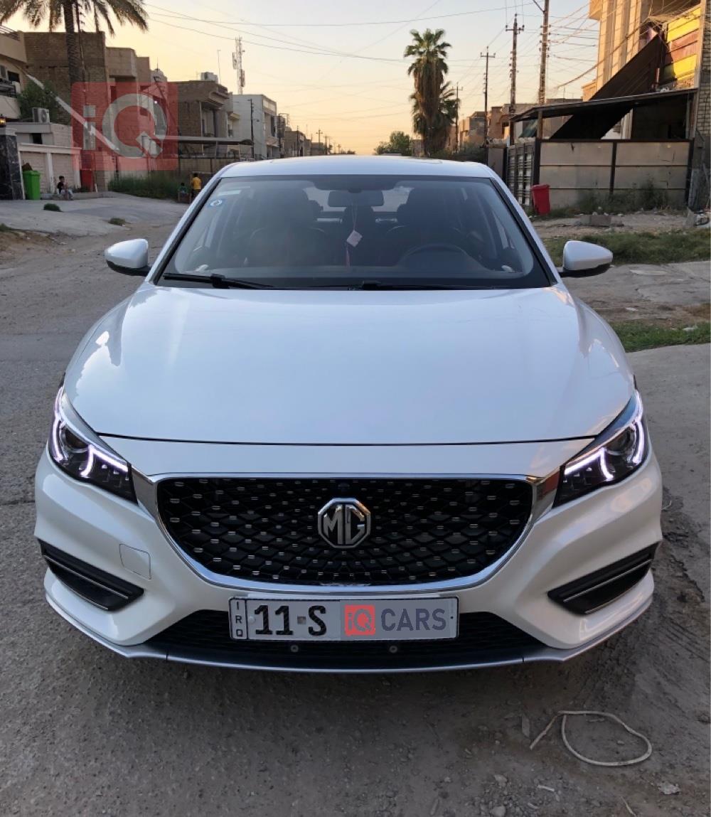 ئێم جی 6